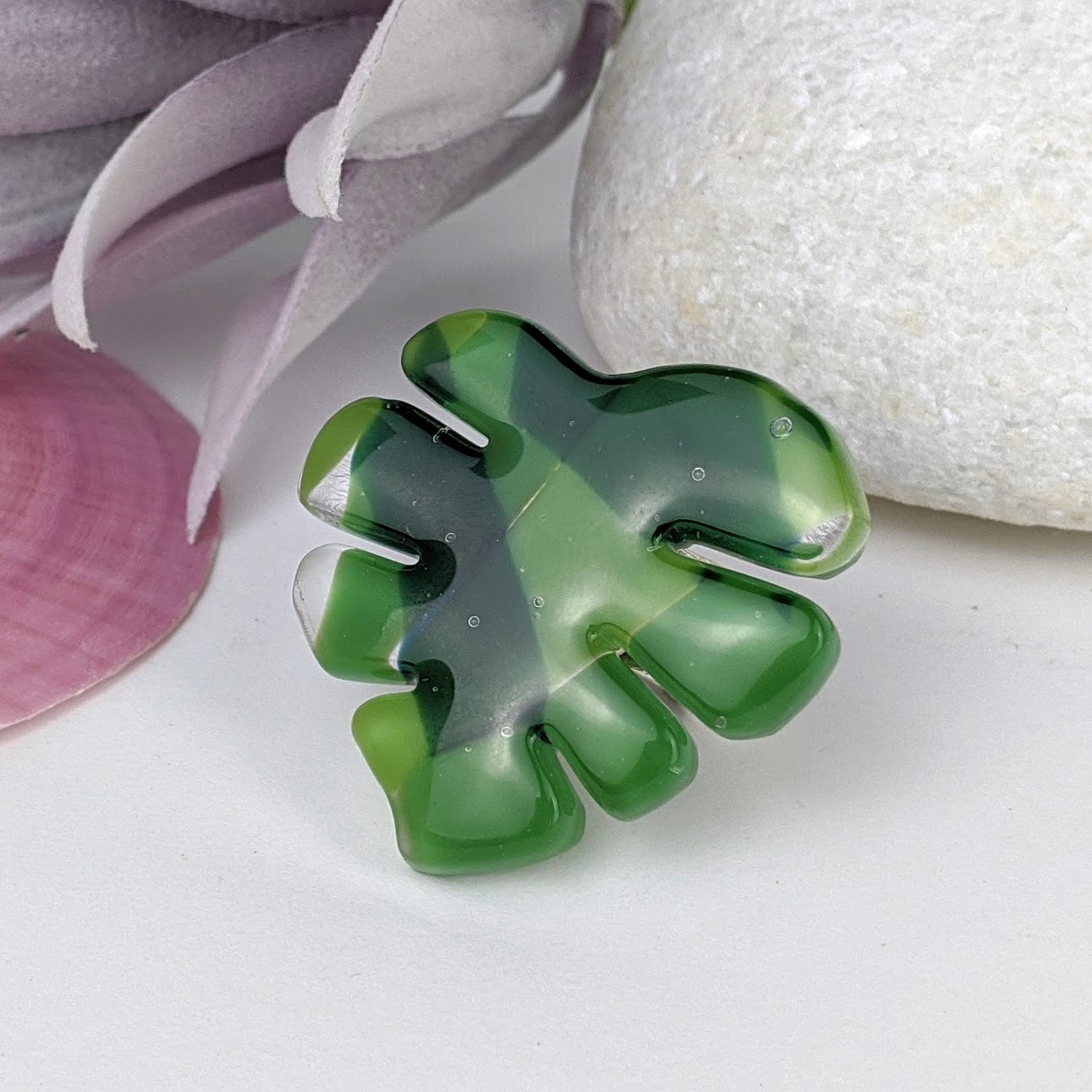 Green Monstera Statement Ring, Modern Cocktail Ring, Antiqued Silver Fused Glass Adjustable Ring