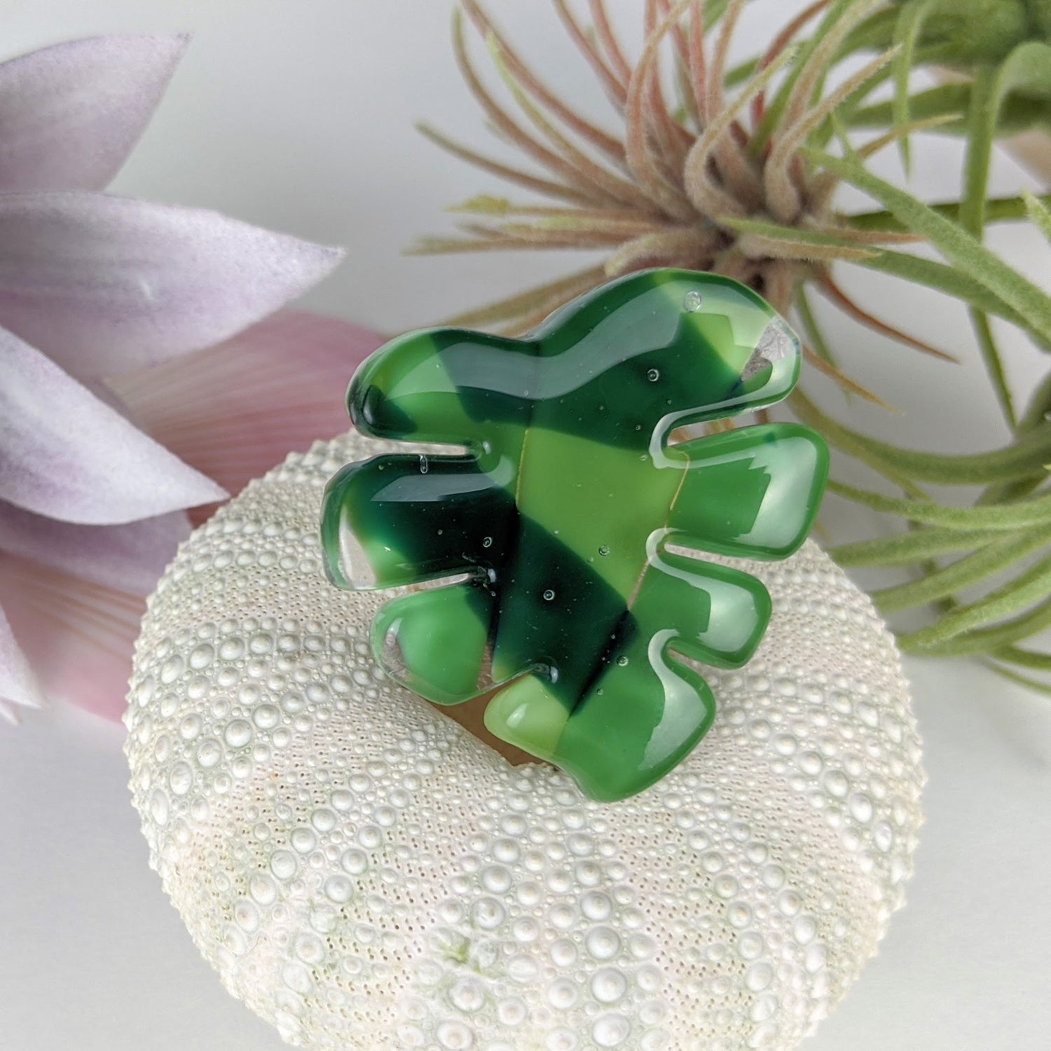 Green Monstera Statement Ring, Modern Cocktail Ring, Antiqued Silver Fused Glass Adjustable Ring